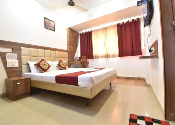 Hotel Krishna Leela Kamothe